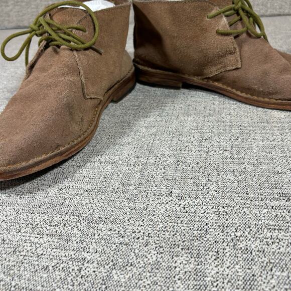 Gee WaWa By Anthropology Brown Suede Round Toe Lace Up Ankle Chukka Boots SZ 10 - Picture 2 of 11